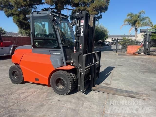 Toyota 9FBM70T Electric Forklifts
