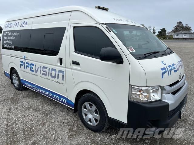 Toyota HiAce Panel vans