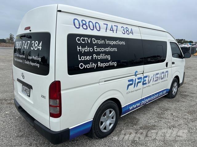 Toyota HiAce Panel vans