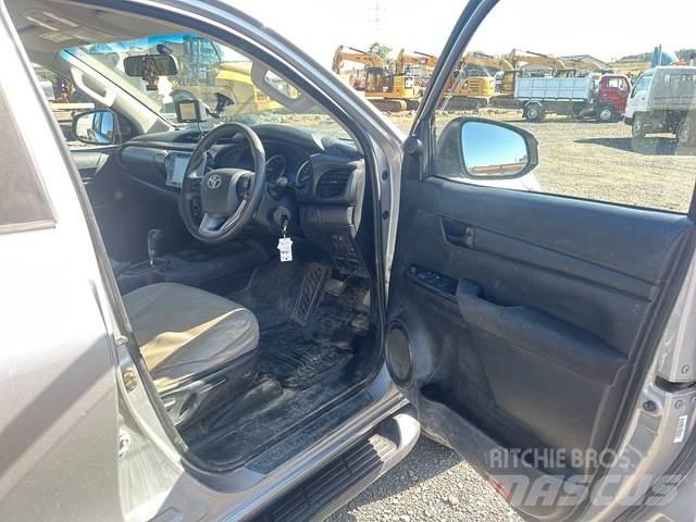 Toyota HiLux Pickup Trucks