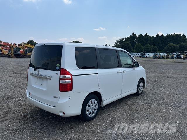 Toyota Noha Other