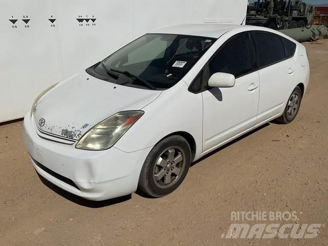 Toyota Prius Automobiles / SUVS