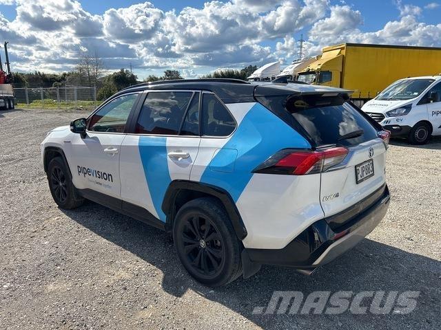 Toyota Rav4 Automobiles / SUVS