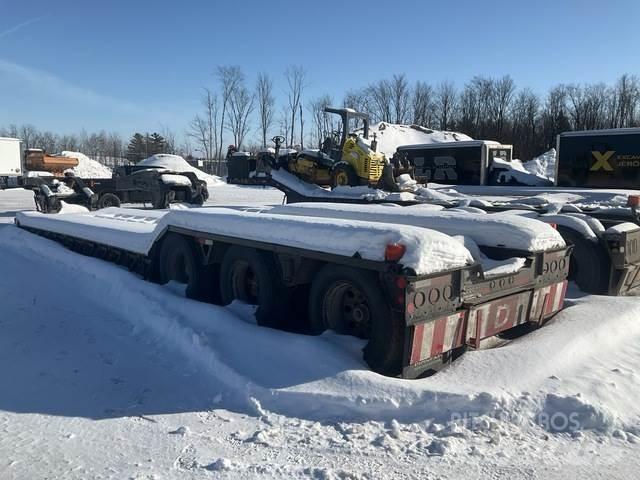 Trail King  Lowboy trailer