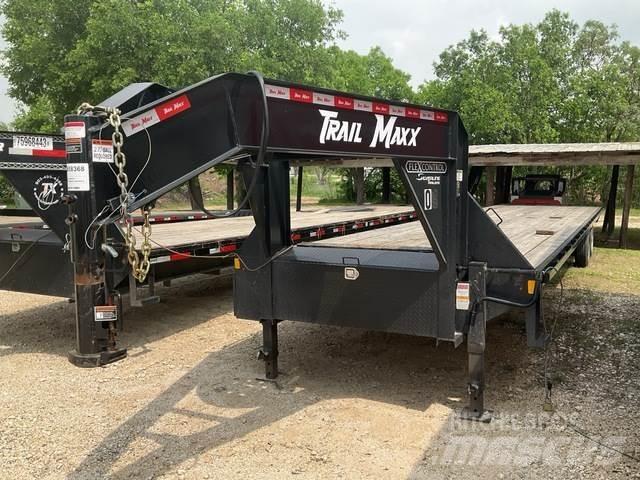 Trail Maxx  Flatbed Trailers