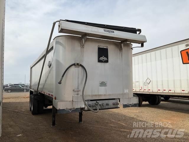 Trail Star Dump Trailers