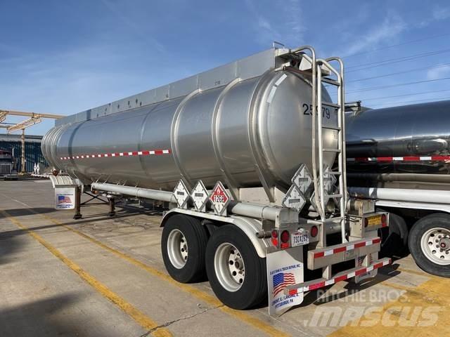 Trailmaster  Tank Trailers