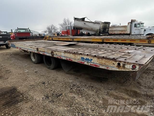 TrailMax  Lowboy trailer