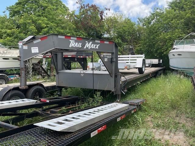 TrailMax  Flatbed Trailers