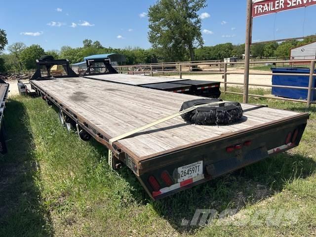 TrailMaxx  Flatbed Trailers