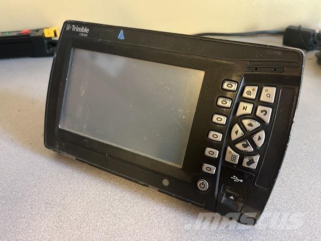 Trimble CB460 Other