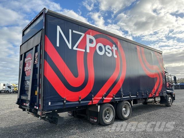 UD PK 17.280 Curtain Side Trucks