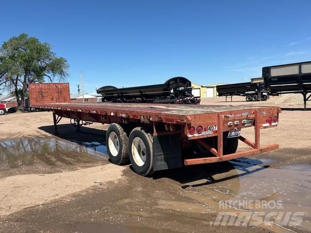 Unex  Flatbed Trailers