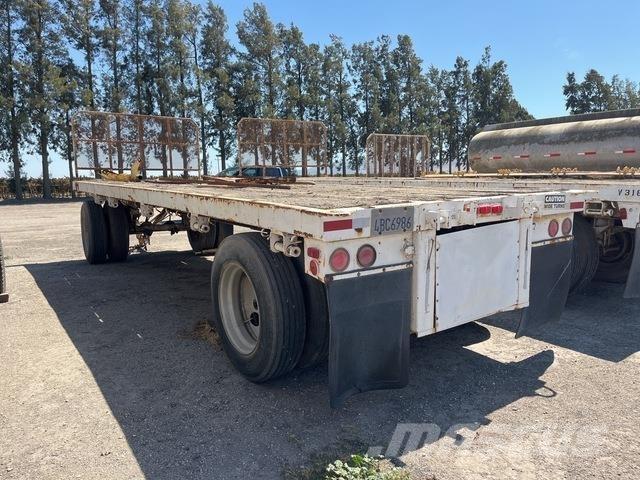 Utility  Flatbed Trailers