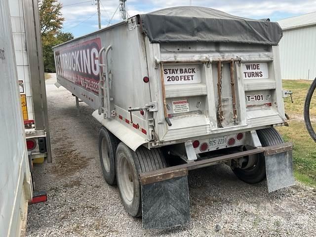Vantage  Dump Trailers