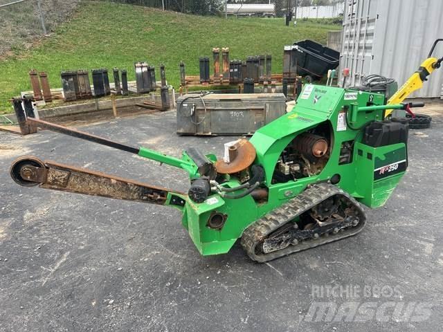 Vermeer RTX250 Trenchers