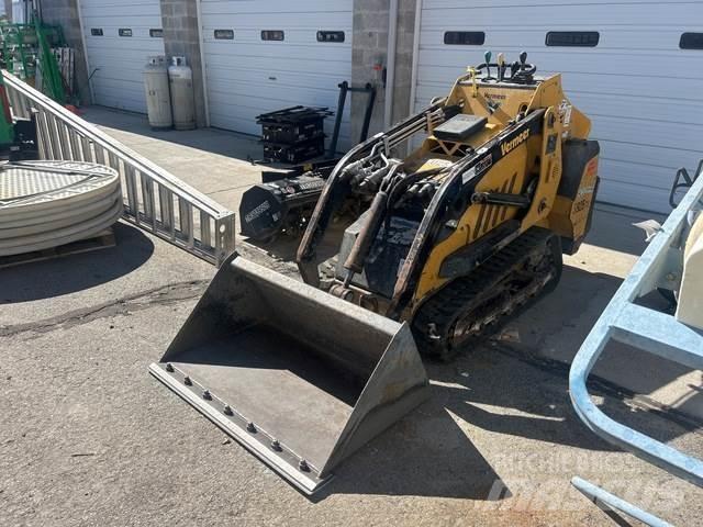 Vermeer S925TX Skid Steer Loaders