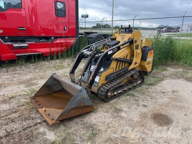 Vermeer S925TX Skid Steer Loaders