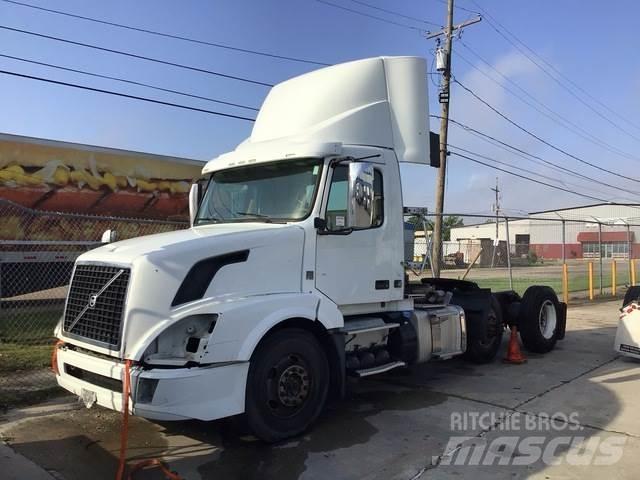 Volvo  Conventional Trucks / Tractor Trucks