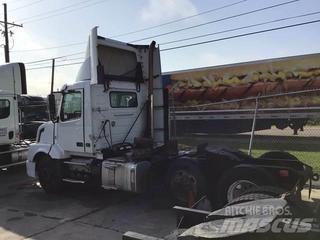 Volvo  Conventional Trucks / Tractor Trucks