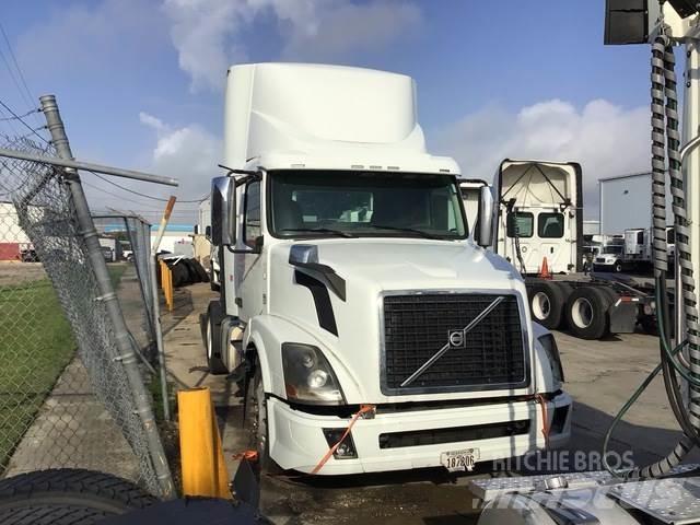 Volvo  Conventional Trucks / Tractor Trucks
