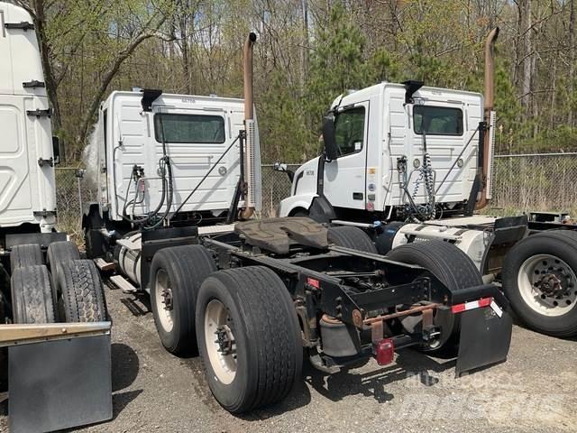 Volvo  Conventional Trucks / Tractor Trucks