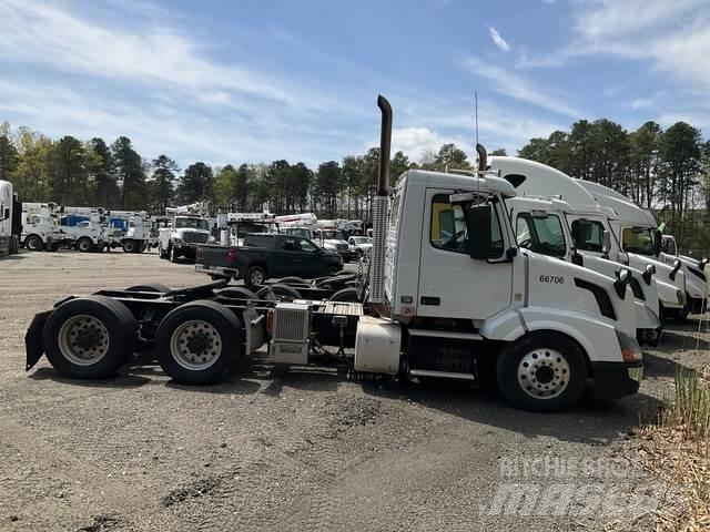 Volvo  Conventional Trucks / Tractor Trucks