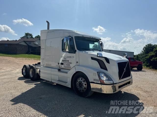 Volvo  Conventional Trucks / Tractor Trucks