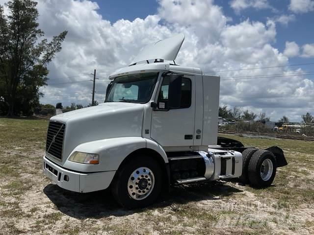 Volvo  Conventional Trucks / Tractor Trucks