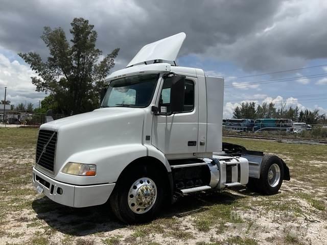 Volvo  Conventional Trucks / Tractor Trucks