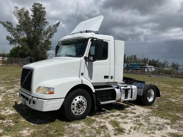 Volvo  Conventional Trucks / Tractor Trucks