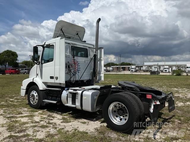 Volvo  Conventional Trucks / Tractor Trucks