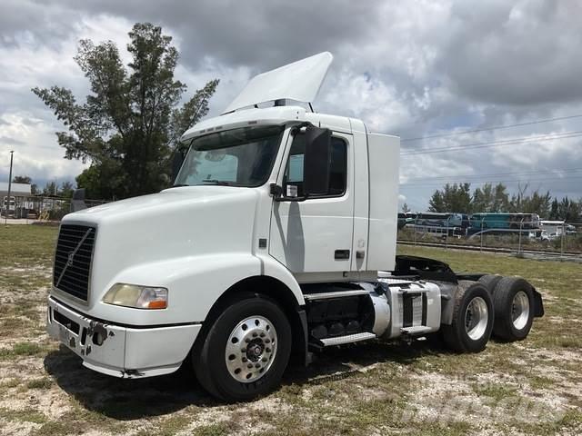 Volvo  Conventional Trucks / Tractor Trucks