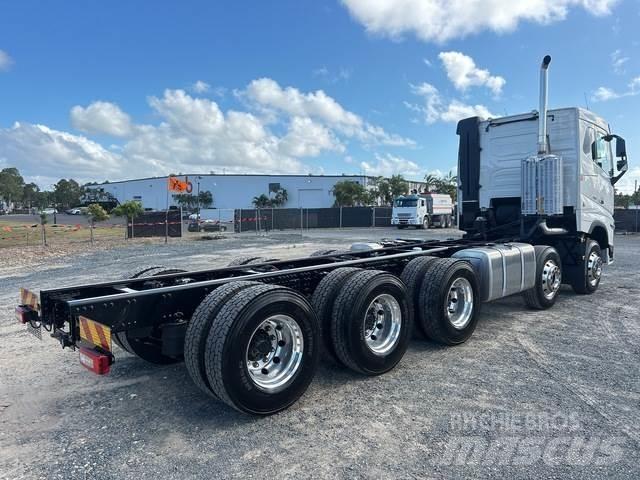 Volvo FH16 Cab & Chassis Trucks