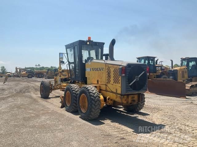 Volvo G726B Motor Graders