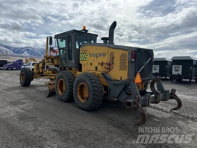 Volvo G746B Motor Graders