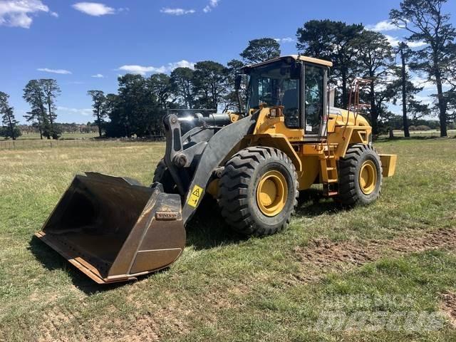 Volvo L105 Wheel Loaders