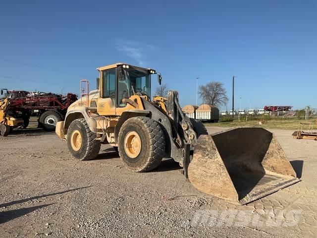 Volvo L110H Wheel Loaders