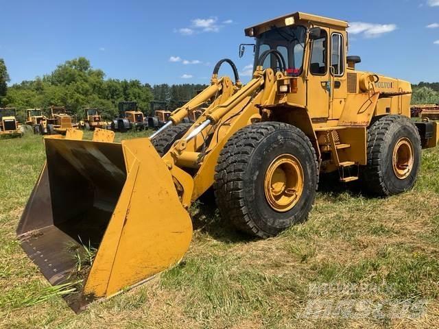 Volvo L120 Wheel Loaders