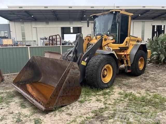 Volvo L90F Wheel Loaders