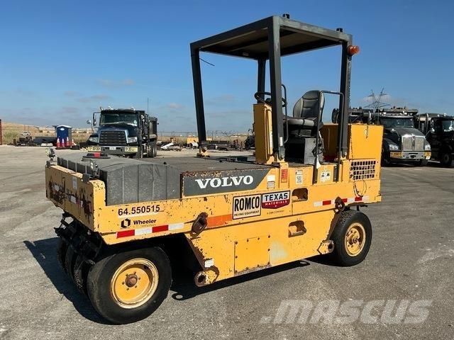 Volvo PT125 Pneumatic tired rollers