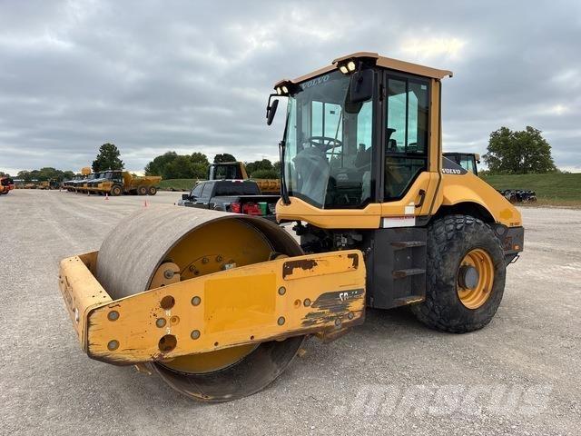Volvo SD115 Single drum rollers