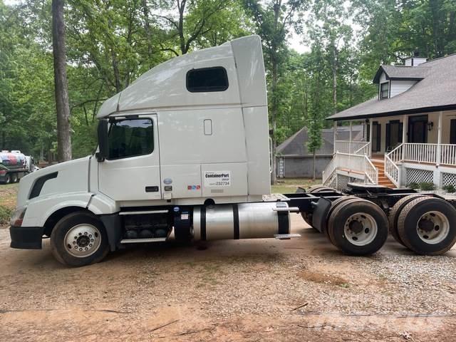 Volvo VN Conventional Trucks / Tractor Trucks