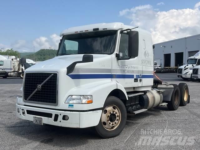 Volvo VN64T Conventional Trucks / Tractor Trucks