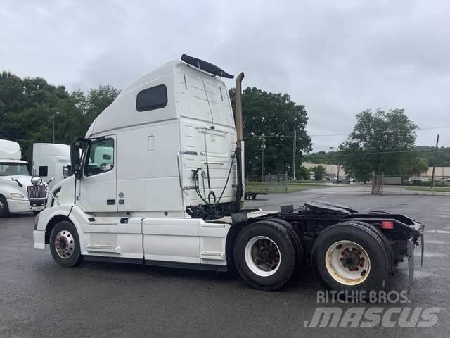 Volvo VNL Conventional Trucks / Tractor Trucks