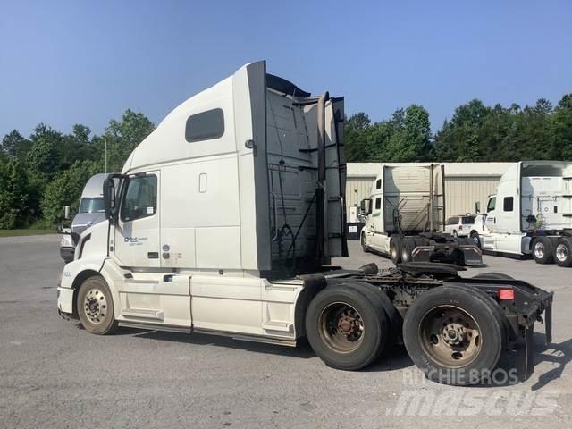 Volvo VNL Conventional Trucks / Tractor Trucks