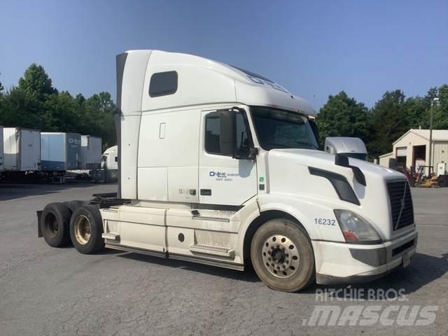 Volvo VNL Conventional Trucks / Tractor Trucks