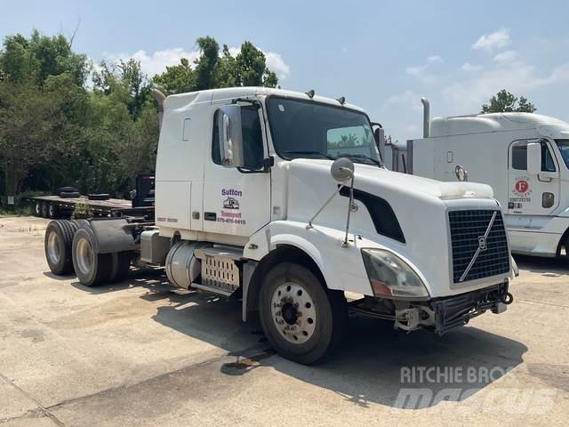 Volvo VNL Conventional Trucks / Tractor Trucks