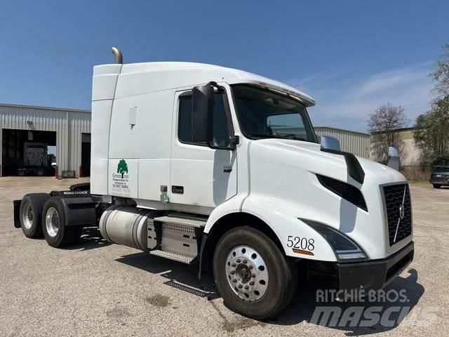 Volvo VNL Conventional Trucks / Tractor Trucks
