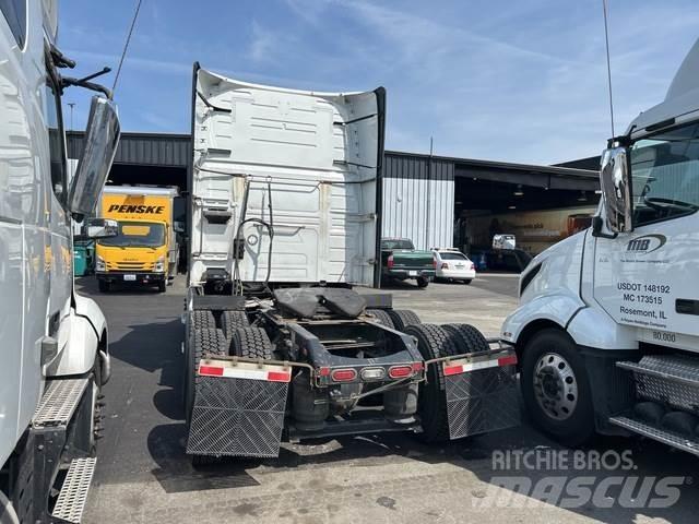 Volvo VNL Conventional Trucks / Tractor Trucks